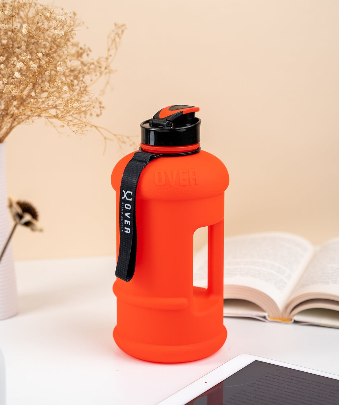 1.5L Oversized Bottle with Flip Cap