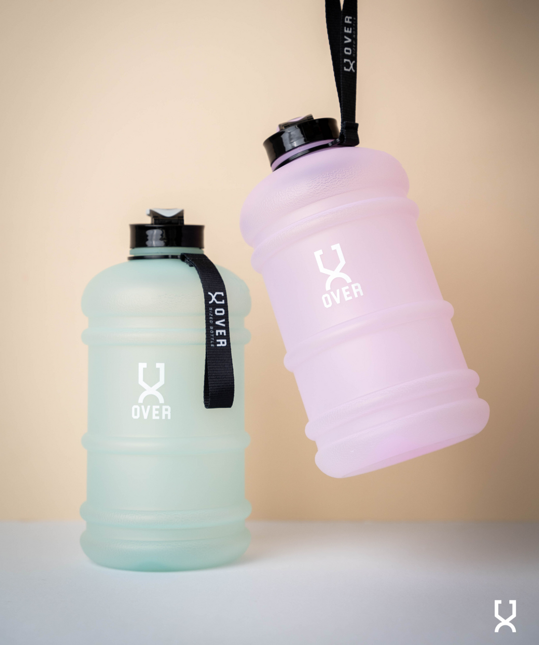 2.2L Oversized Bottle with Flip Cap